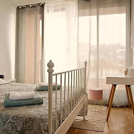 Apartmán Bergson - 80m2, 2 Grandes Chambres, Entierement Renovee Et Equipee, Lumineux, Wifi, Balcon, Calme, Vue Imprenable Saint-Etienne (Loire)