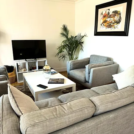 Apartmán Bergson - 80m2, 2 Grandes Chambres, Entierement Renovee Et Equipee, Lumineux, Wifi, Balcon, Calme, Vue Imprenable *